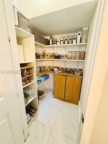 3258 W 99th Place Hialeah FL 33018