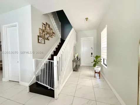 3258 W 99th Place Hialeah FL 33018
