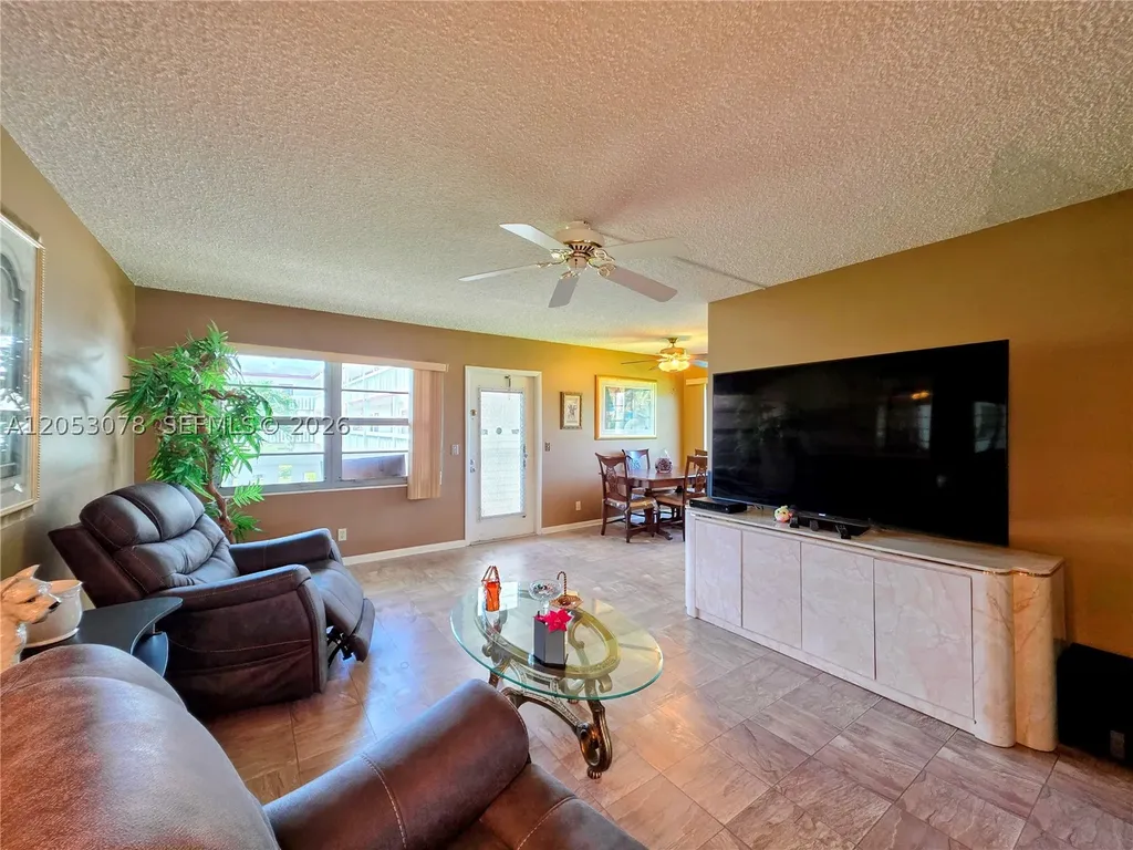 529 Fanshaw M Boca Raton FL 33434
