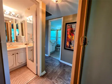 529 Fanshaw M Boca Raton FL 33434
