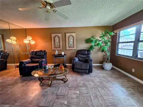 529 Fanshaw M Boca Raton FL 33434