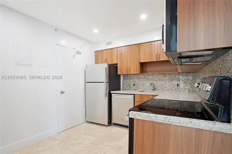 5101 Collins Avenue Miami Beach FL 33140