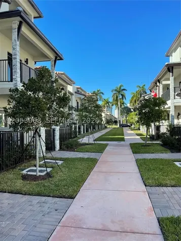 4576 NW 83rd Path Doral FL 33166