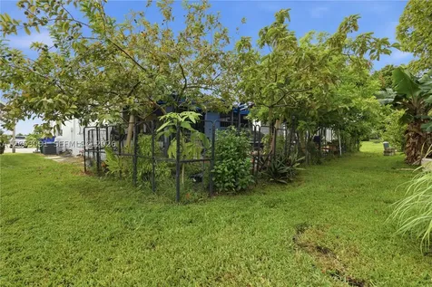 1465 NW 68th Terrace Margate FL 33063