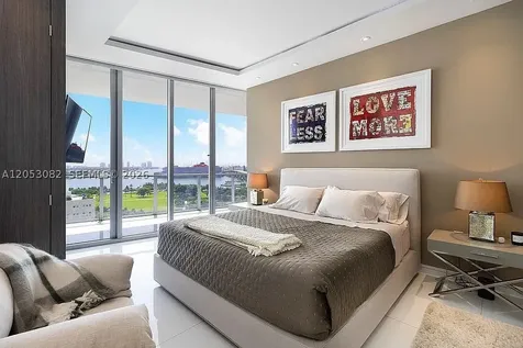1100 Biscayne Boulevard Miami FL 33132