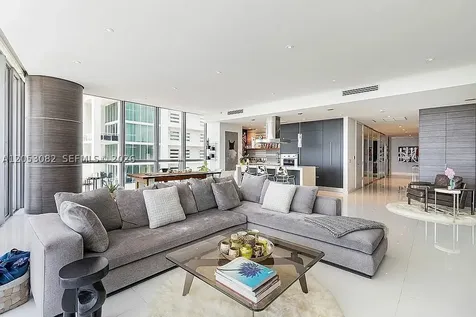 1100 Biscayne Boulevard Miami FL 33132