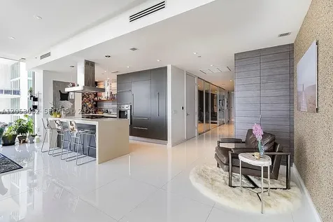 1100 Biscayne Boulevard Miami FL 33132