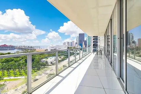 1100 Biscayne Boulevard Miami FL 33132