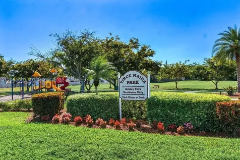 22738 Pickerel Circle Boca Raton FL 33428