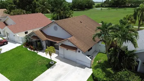 22738 Pickerel Circle Boca Raton FL 33428
