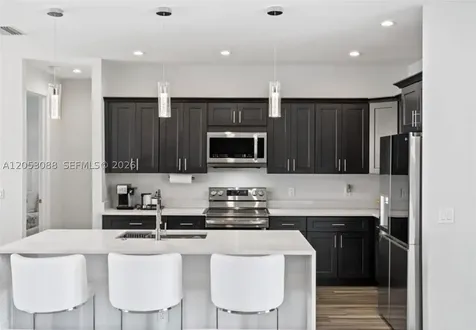 1017 NW 15th Terrace Cape Coral FL 33993