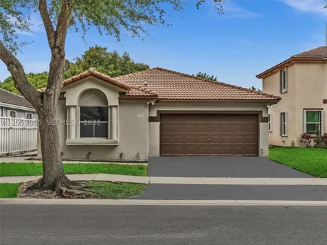 7249 NW 1st Manor Plantation FL 33317