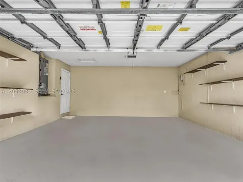 7249 NW 1st Manor Plantation FL 33317