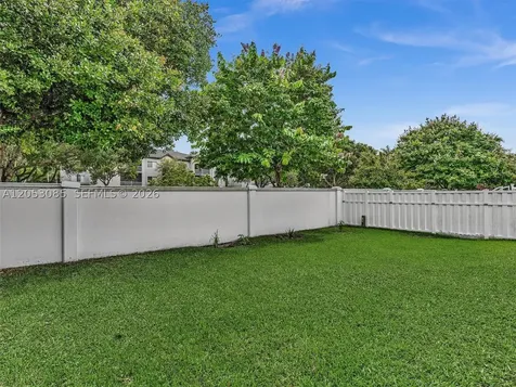 7249 NW 1st Manor Plantation FL 33317