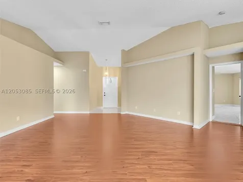 7249 NW 1st Manor Plantation FL 33317