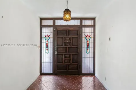 11950 SW 67 Court Pinecrest FL 33156