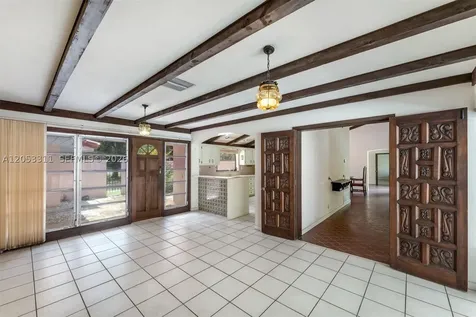 11950 SW 67 Court Pinecrest FL 33156