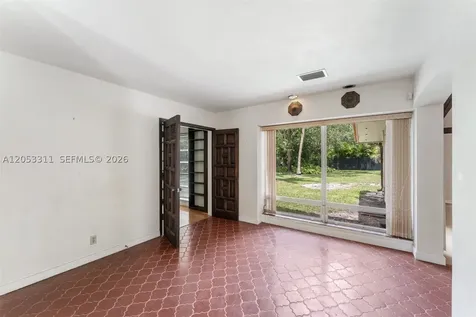 11950 SW 67 Court Pinecrest FL 33156