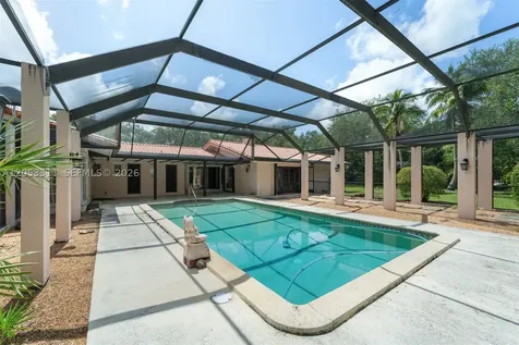 11950 SW 67 Court Pinecrest FL 33156