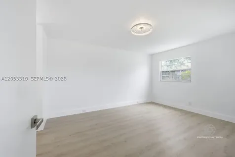 1351 SW 125th Avenue Pembroke Pines FL 33027