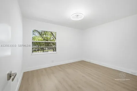 1351 SW 125th Avenue Pembroke Pines FL 33027