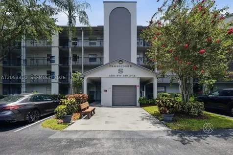 1351 SW 125th Avenue Pembroke Pines FL 33027