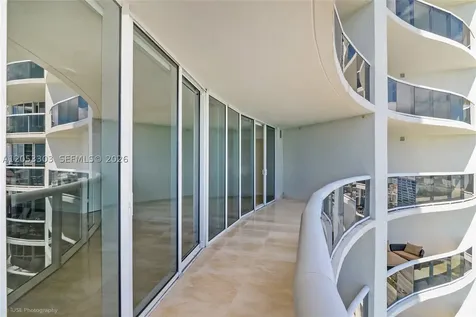 17201 Collins Avenue Sunny Isles Beach FL 33160