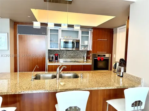 17201 Collins Avenue Sunny Isles Beach FL 33160