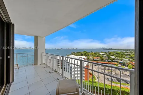 4000 Towerside Terrace Miami FL 33138