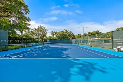 4000 Towerside Terrace Miami FL 33138