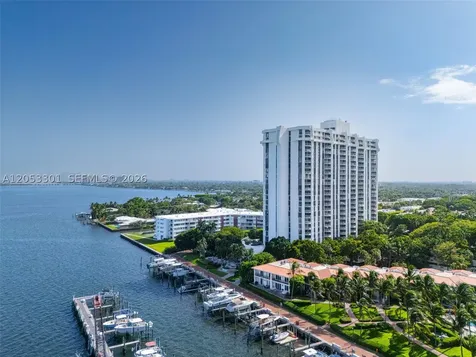 4000 Towerside Terrace Miami FL 33138