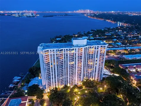 4000 Towerside Terrace Miami FL 33138