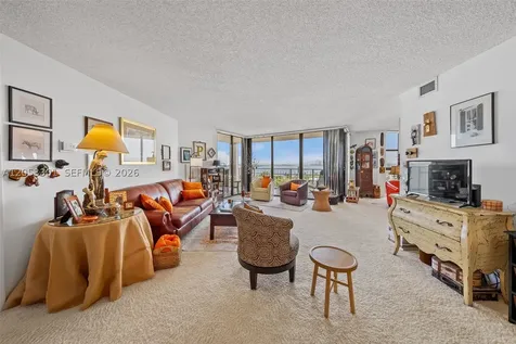 4000 Towerside Terrace Miami FL 33138