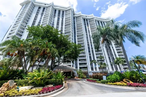 4000 Towerside Terrace Miami FL 33138