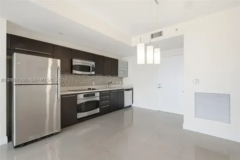 90 SW 3rd Street Miami FL 33130