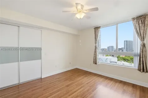 90 SW 3rd Street Miami FL 33130