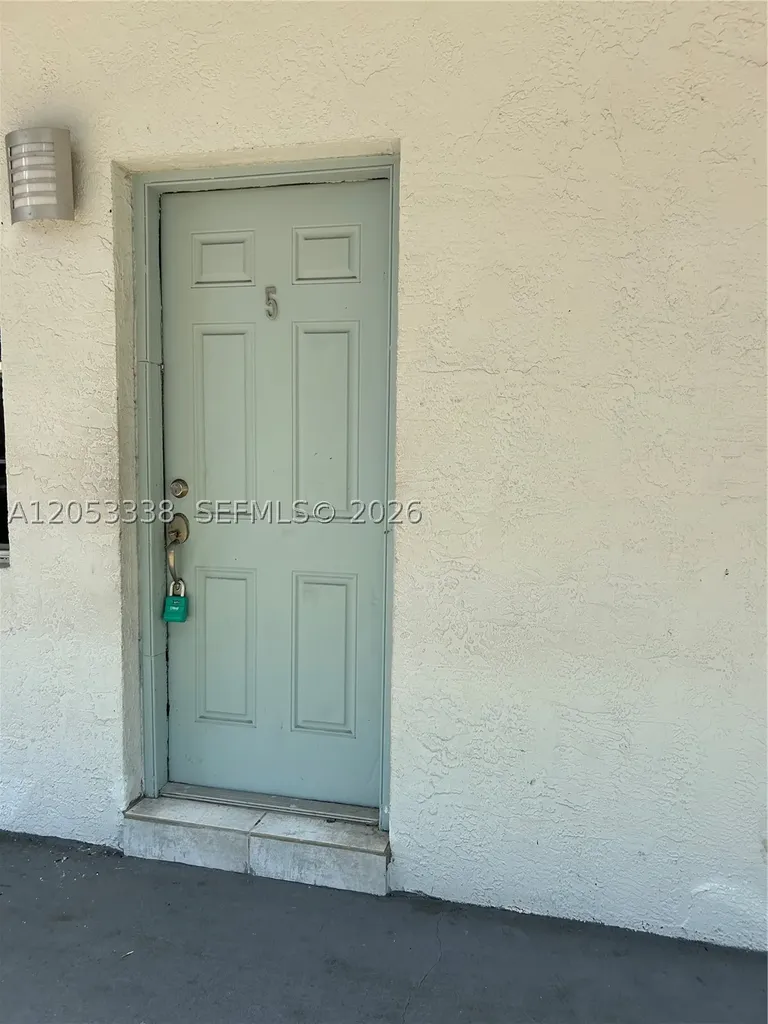 1925 Madison Street Hollywood FL 33020