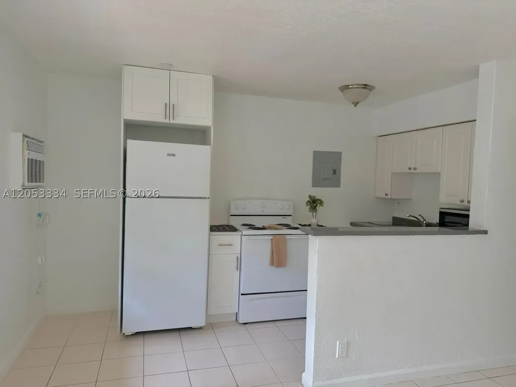 1240 NE 12th Avenue Fort Lauderdale FL 33304