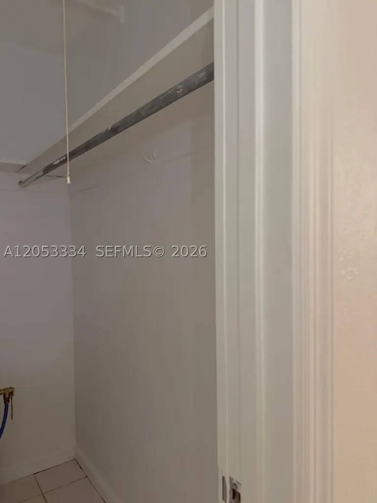 1240 NE 12th Avenue Fort Lauderdale FL 33304