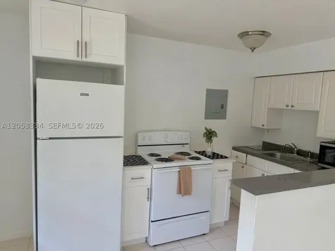 1240 NE 12th Avenue Fort Lauderdale FL 33304