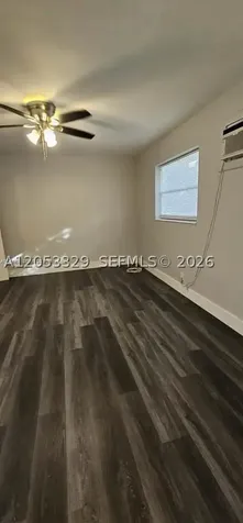 161 NW 40th Street Oakland Park FL 33309