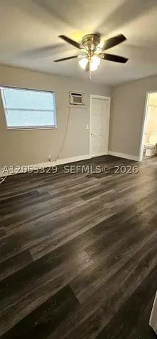 161 NW 40th Street Oakland Park FL 33309
