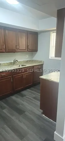 161 NW 40th Street Oakland Park FL 33309