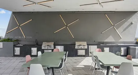 230 NE 4th Street Miami FL 33132