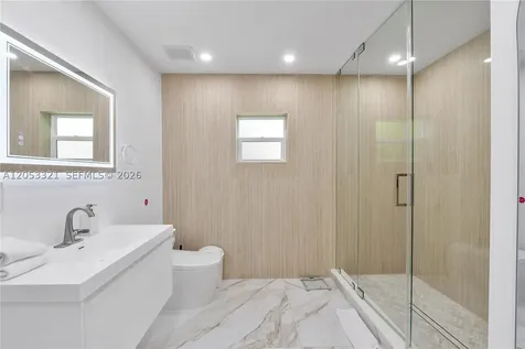 3261 Seaward Drive Lauderdale By The Sea FL 33062