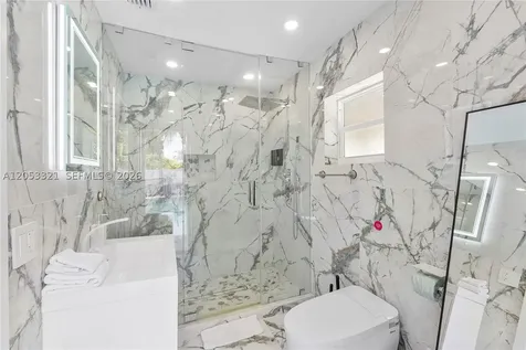 3261 Seaward Drive Lauderdale By The Sea FL 33062
