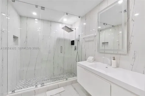3261 Seaward Drive Lauderdale By The Sea FL 33062