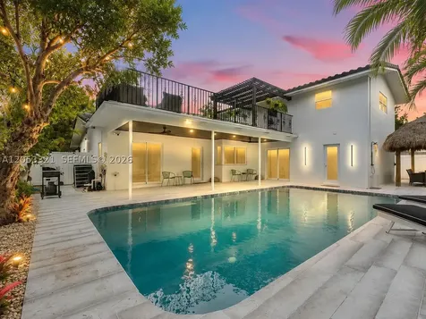 3261 Seaward Drive Lauderdale By The Sea FL 33062