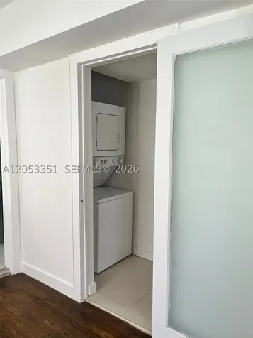 833 W 39th Street Miami Beach FL 33140
