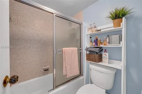5001 Collins Avenue Miami Beach FL 33140